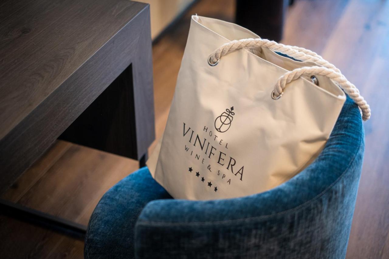 Hotel Vinifera Wine & Spa 5 Stars Superior バラトンフレド エクステリア 写真